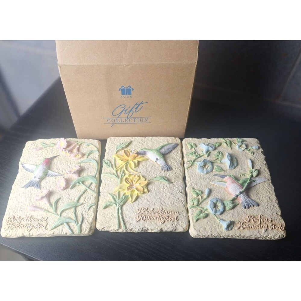 Vintage 2001 Avon Hummingbird Plaques